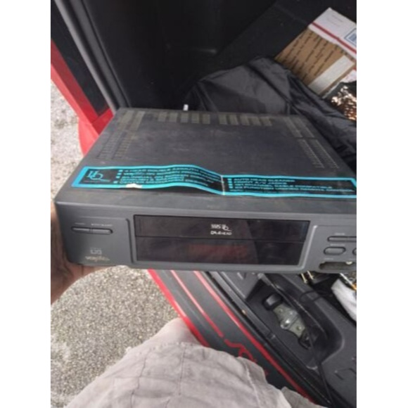 Sears LXI Series Model 580 VCR VHS No Remote - Picture 1 of 4